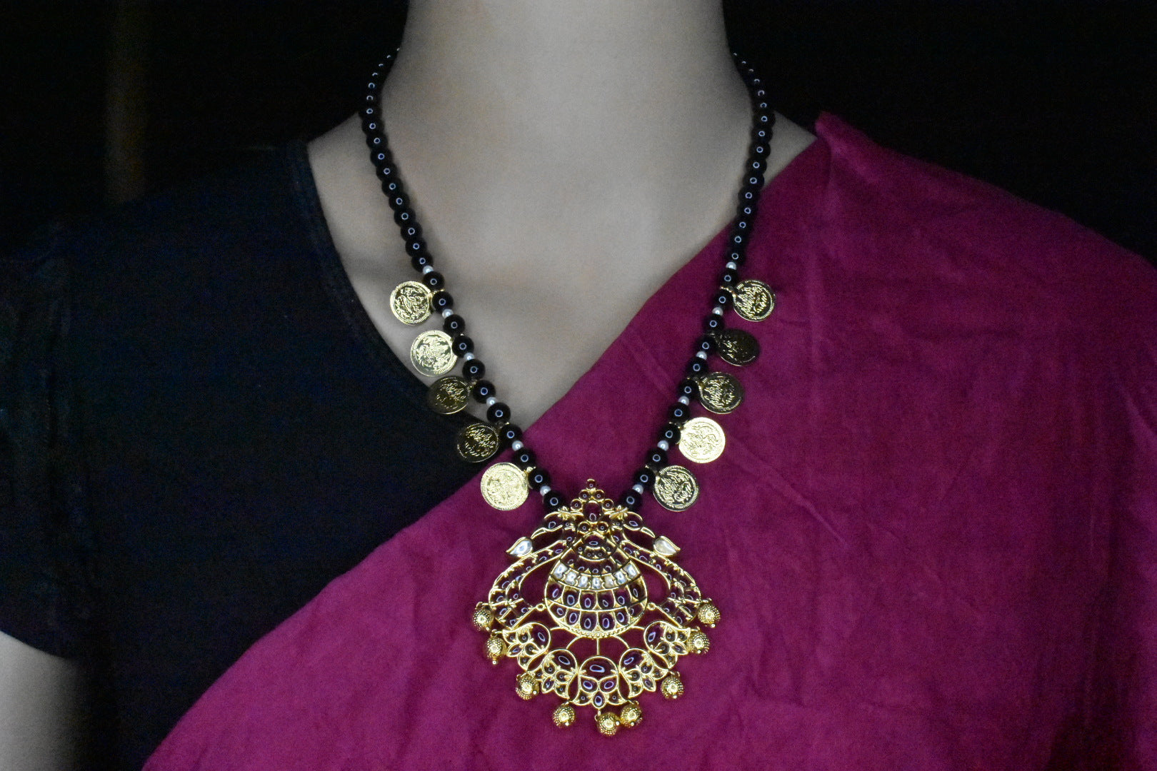 Kempu Pendent with Kasu Necklace