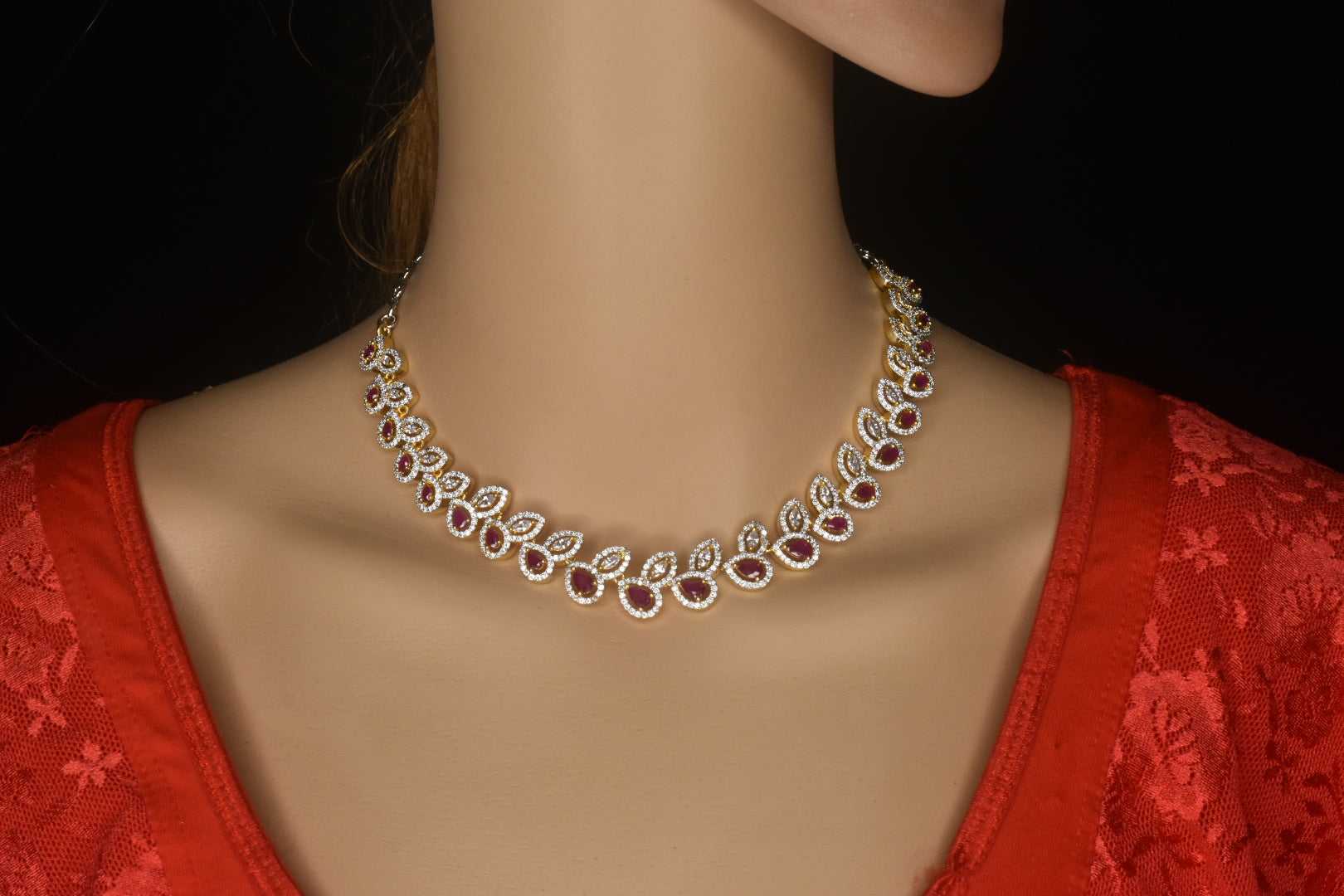 Beautifully made Diamond Replica Leaf single liner Necklace set