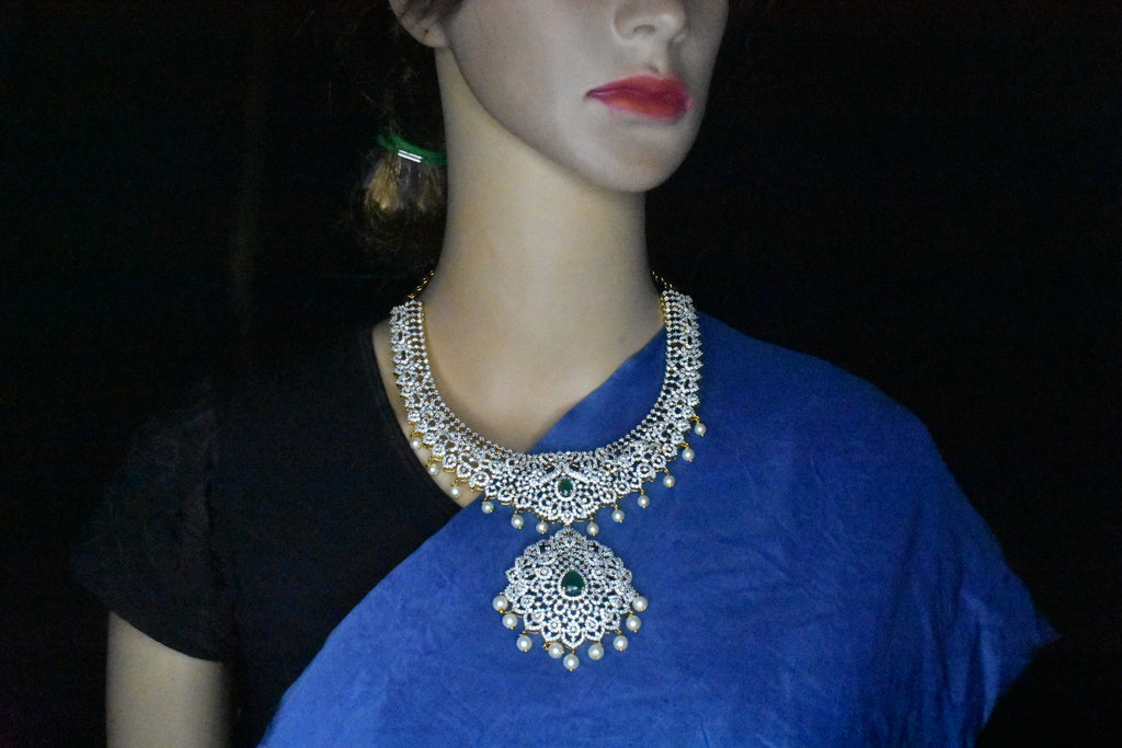 American Diamonds Short Haram