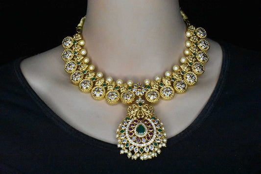Antique gold Bottu Necklace set