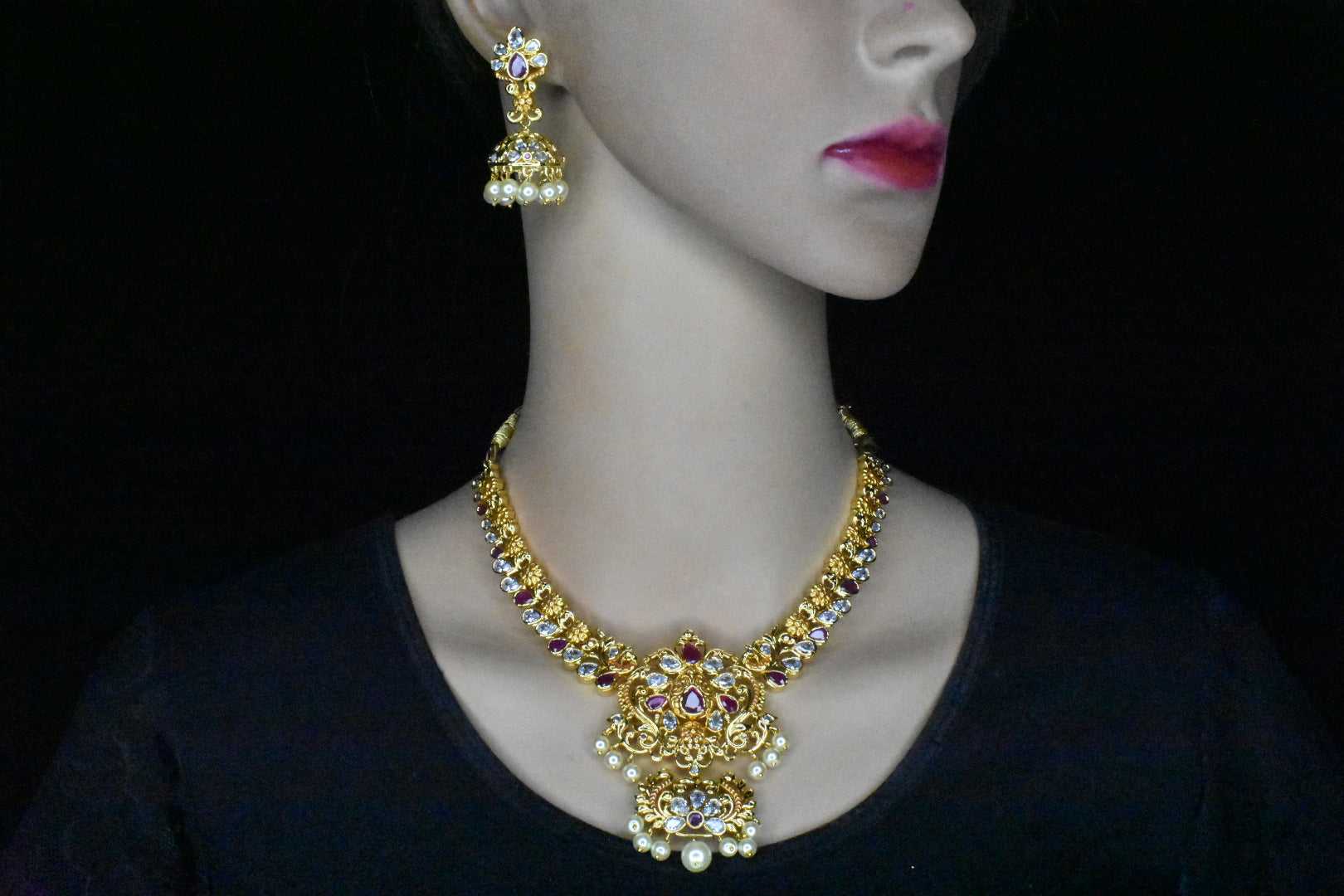 Antique gold Nakshi Necklace set