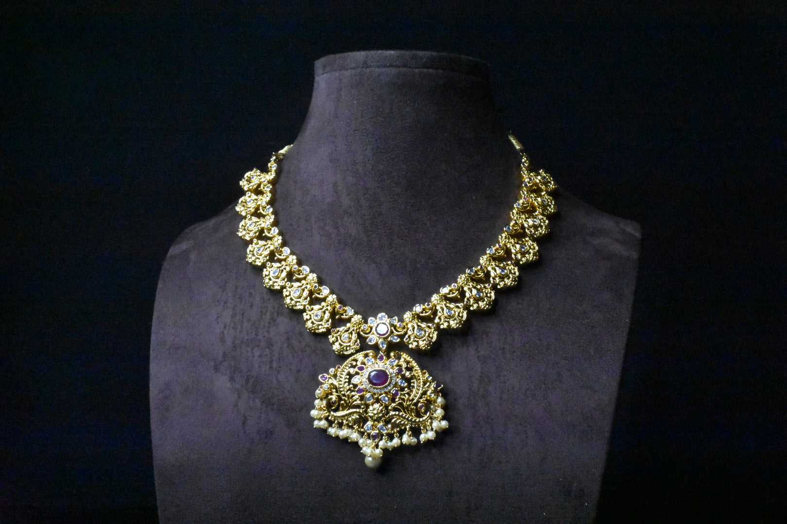 Antique gold Nakshi Necklace set