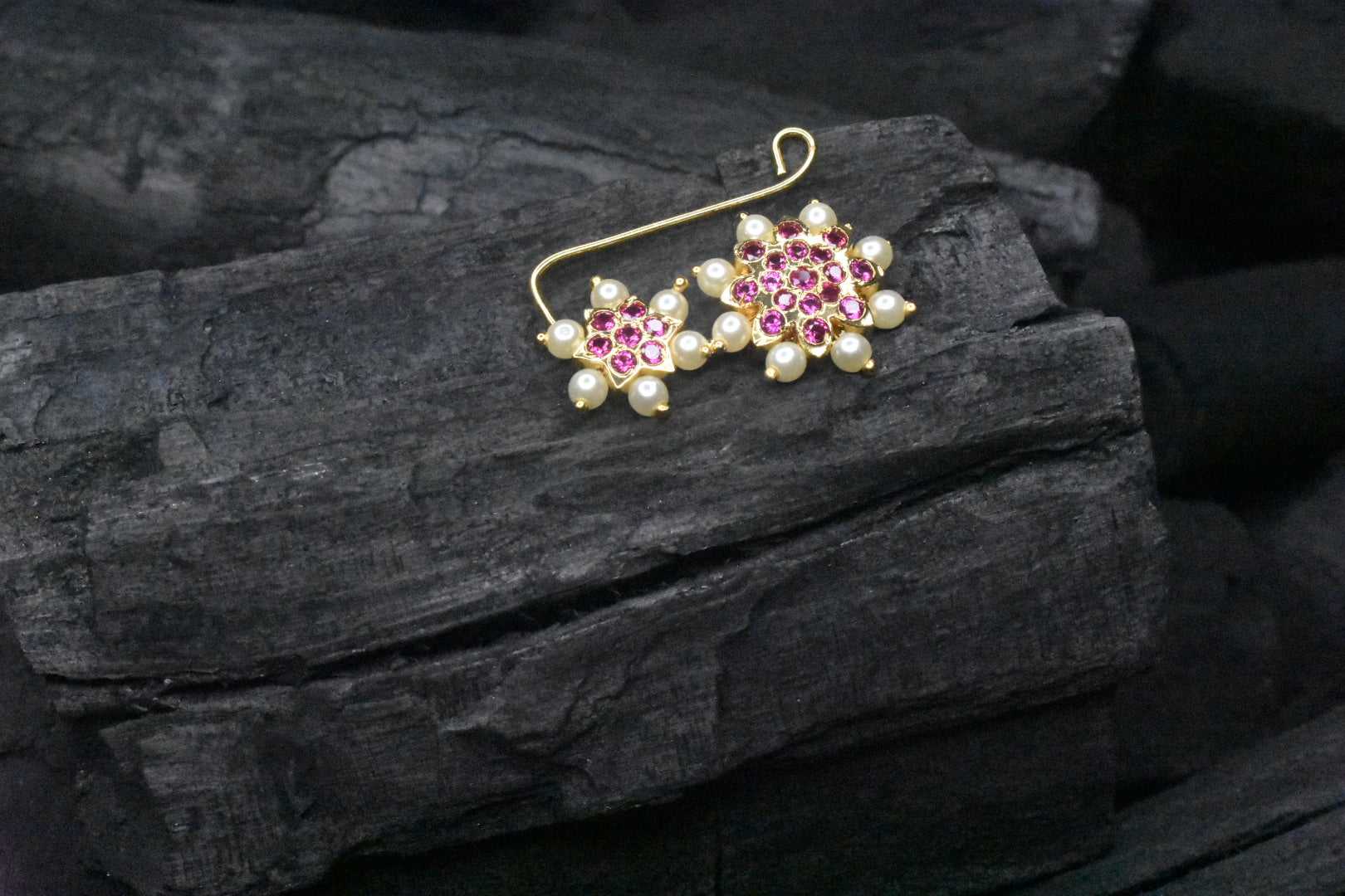 Pink stone floral nath