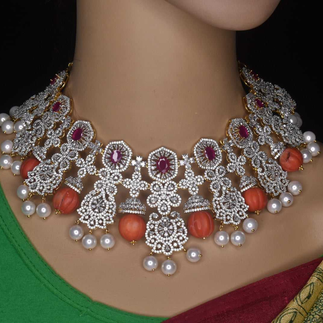 Pretty coral Diamonds Choker