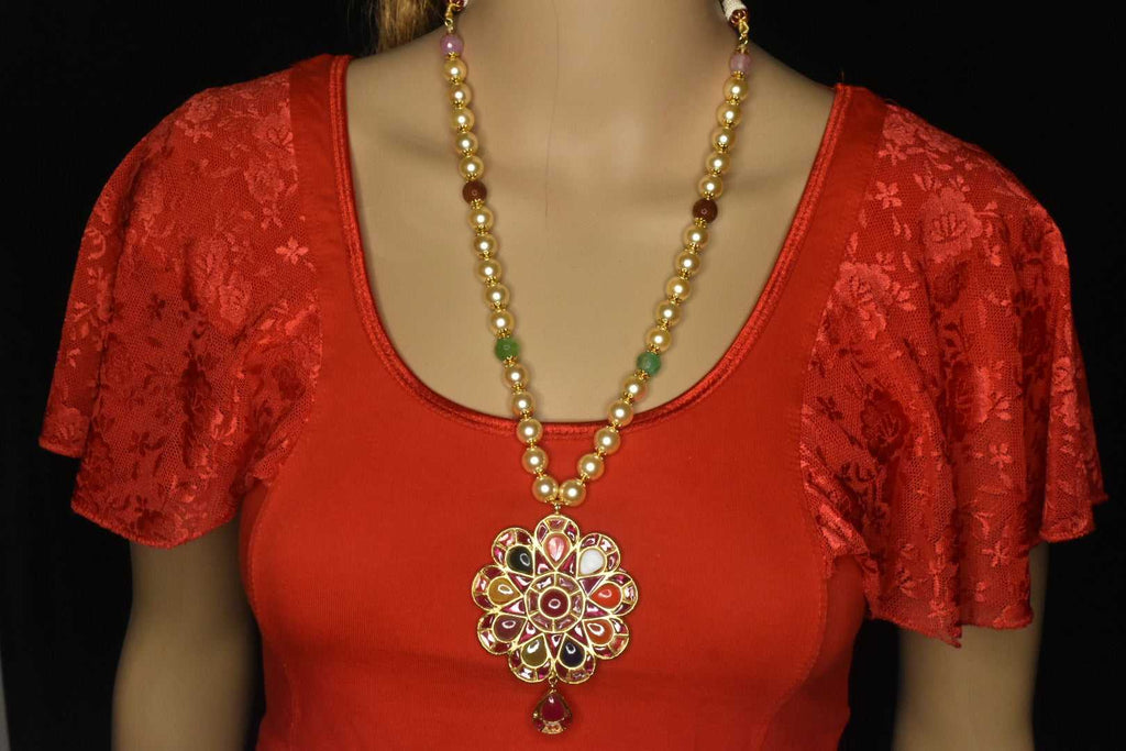 Navratna pendent with pearls Necklace