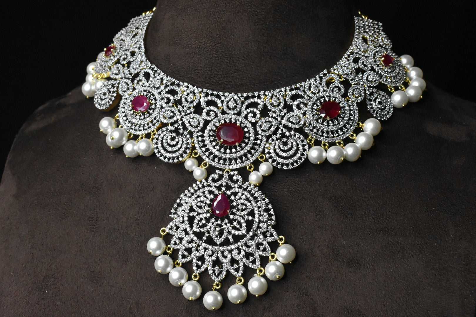 Empressive American Diamond Necklace set