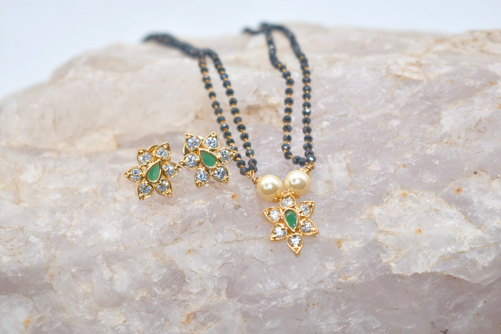 Black Beads Necklace With Uncut Diamond Pendant