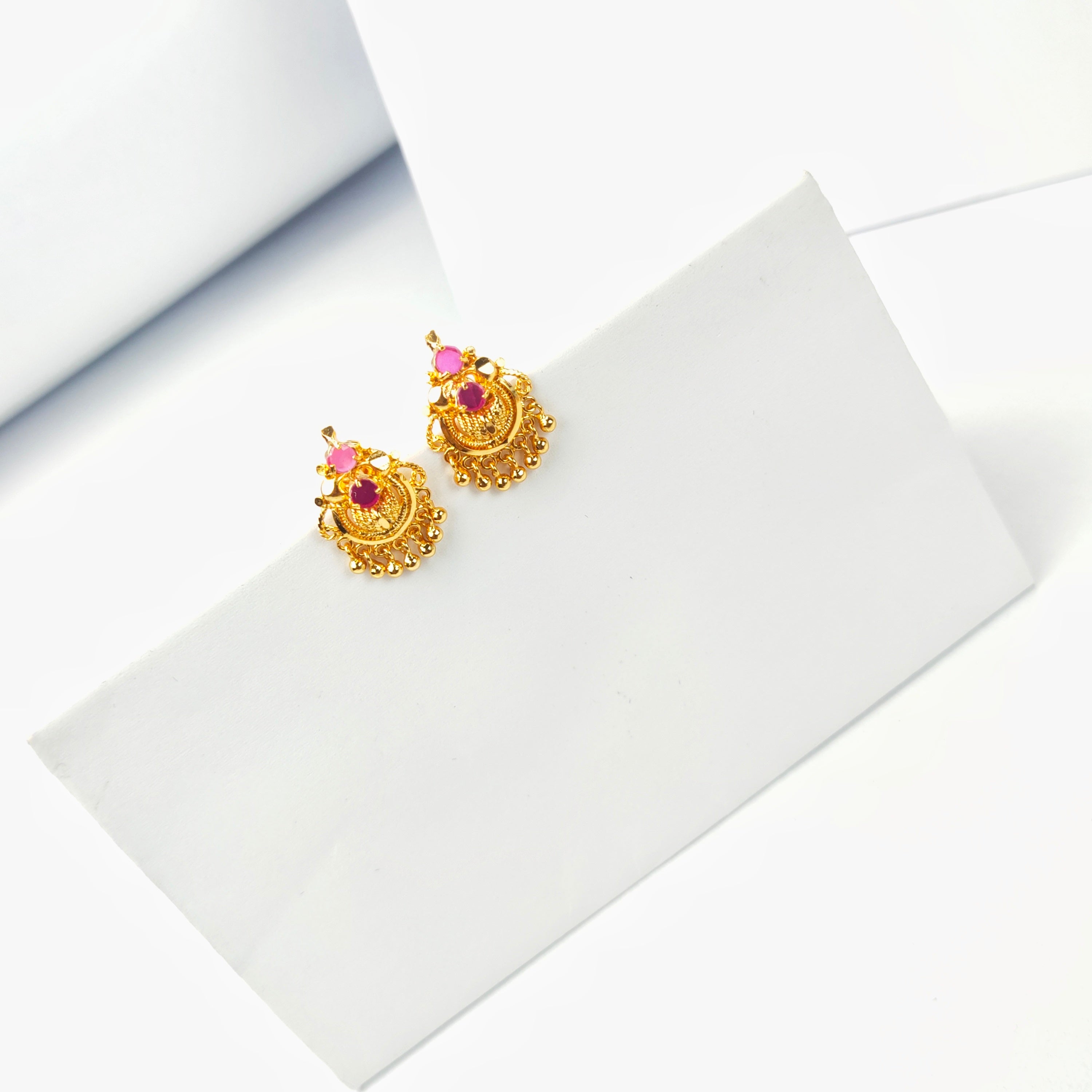 Gold plated small earrings 