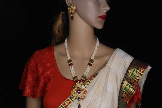 Navratna pendent With Beads Necklace