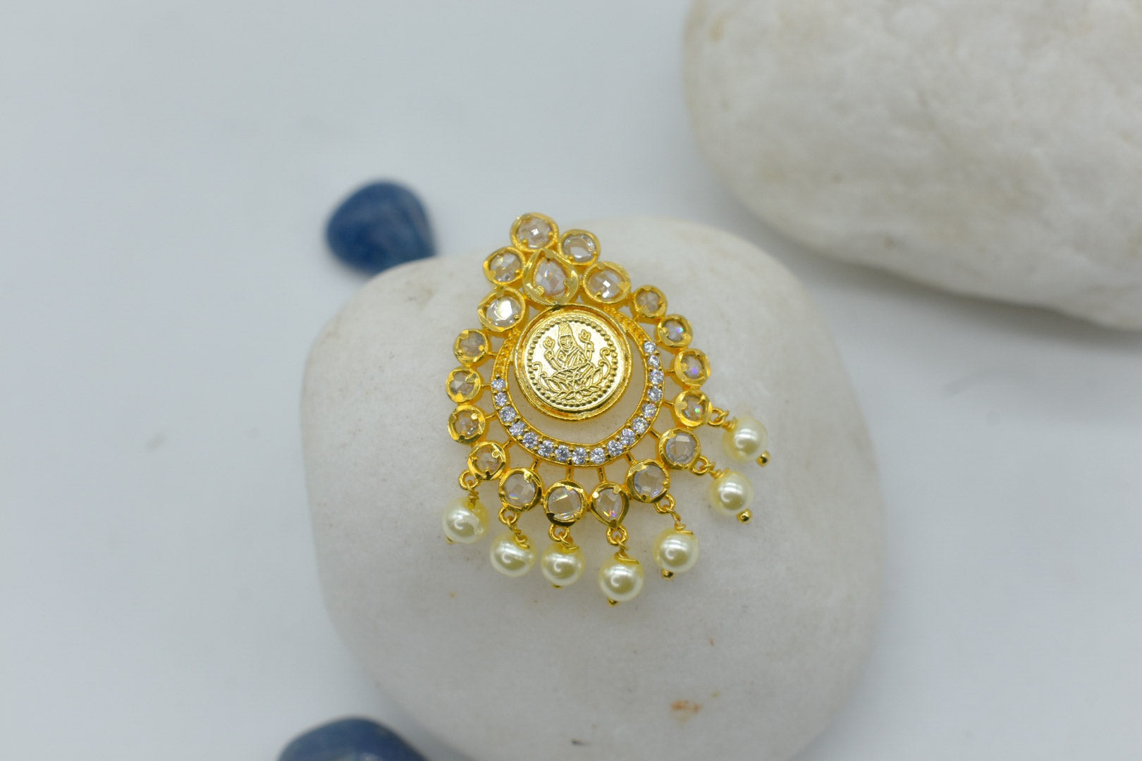 Uncut American Diamond Small Pendent