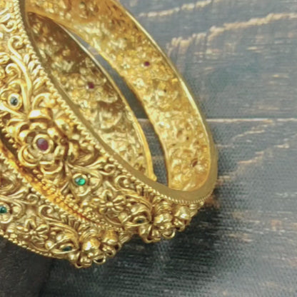 Antique Nakshi Bangle
By Asp Fashion Jewellery